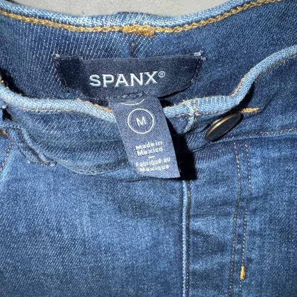 SPANXshape™ Original EveryWear Flare Jeans Petite medium Authentic blue - Picture 4 of 7